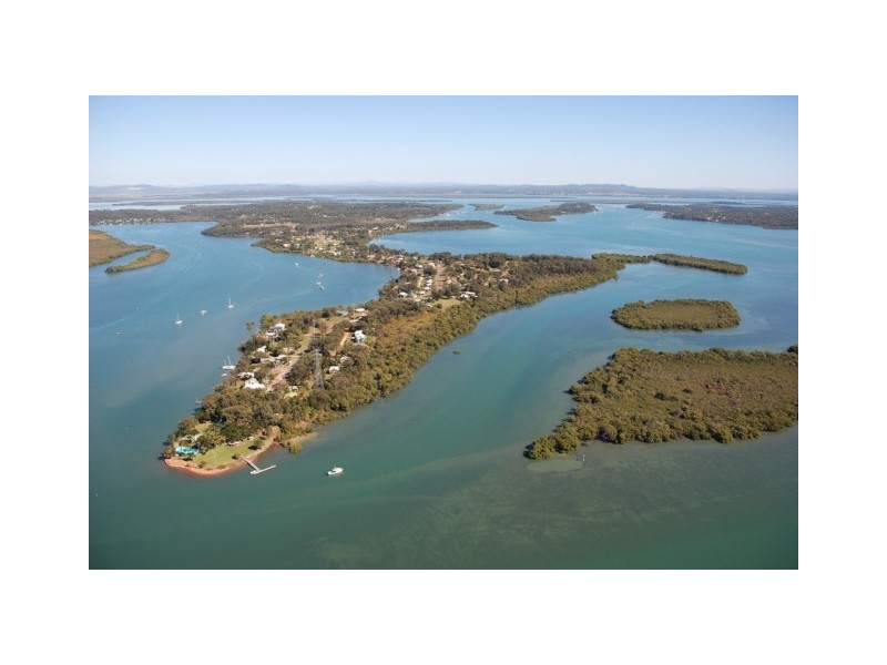 69 High Street, Russell Island QLD 4184