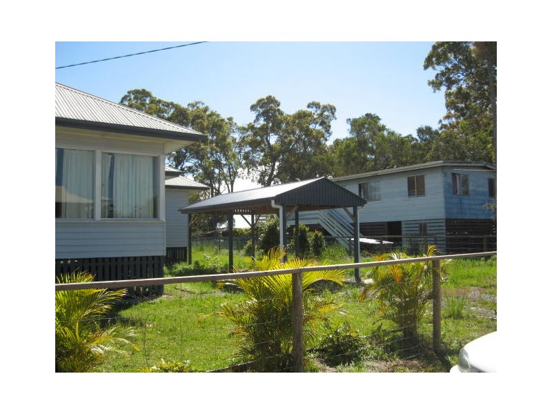 17 Tenanne St, Russell Island QLD 4184