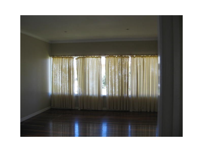 17 Tenanne St, Russell Island QLD 4184