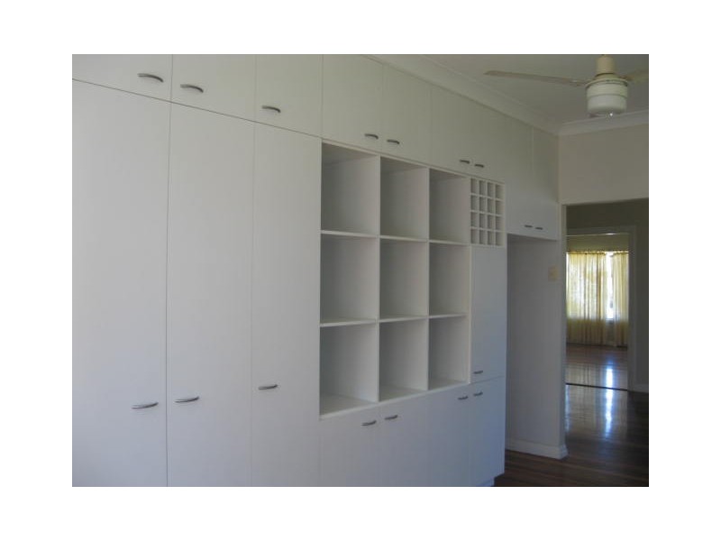 17 Tenanne St, Russell Island QLD 4184