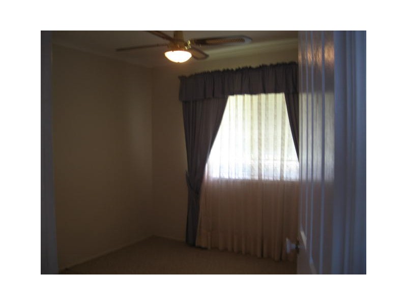 32 pATTERSON, Russell Island QLD 4184