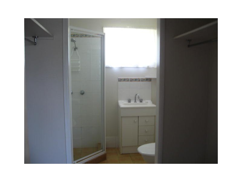 32 pATTERSON, Russell Island QLD 4184