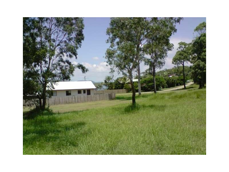 16 Zephyr Street, Russell Island QLD 4184