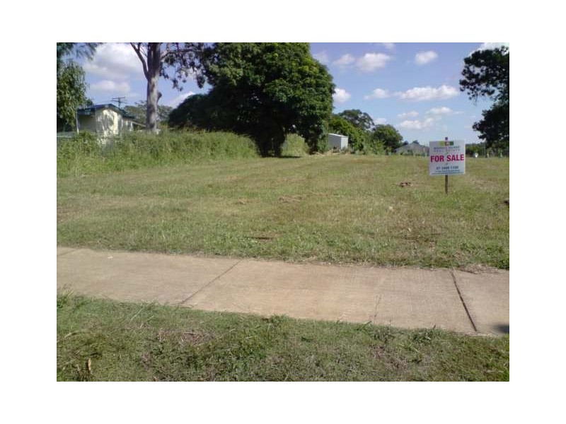 143 High Street, Russell Island QLD 4184