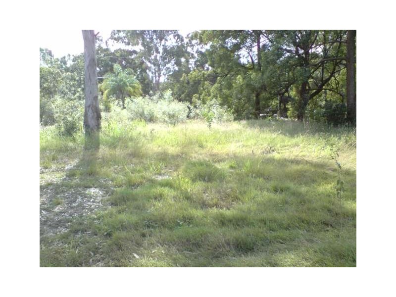 2-4  Amanda Street, Russell Island QLD 4184