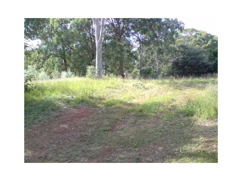 2-4  Amanda Street, Russell Island QLD 4184