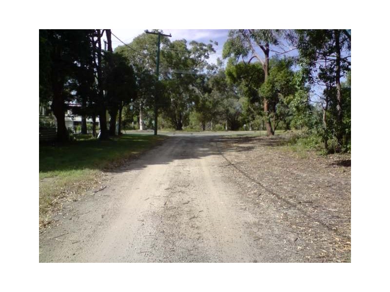 13 Lowther Street, Russell Island QLD 4184