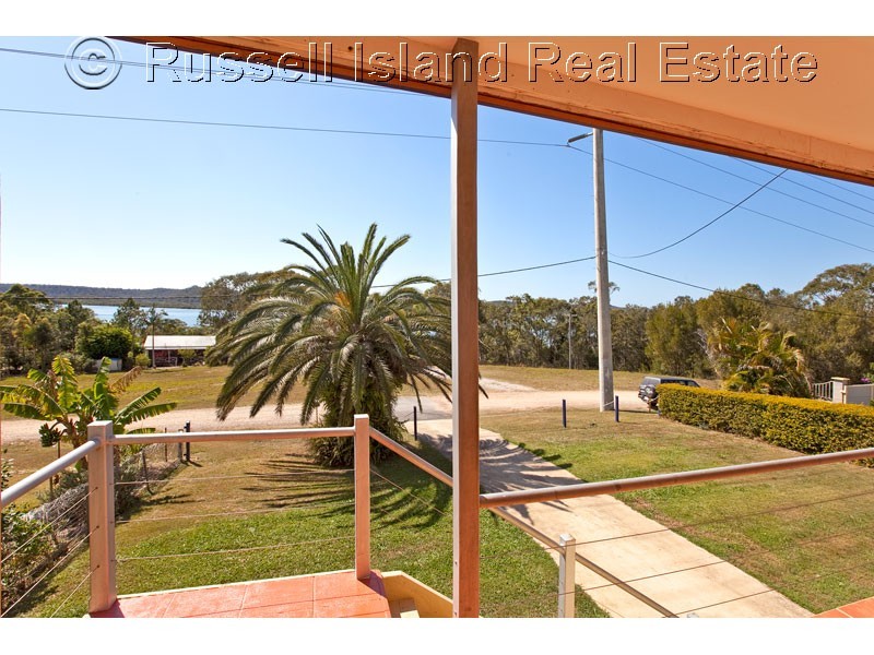 6 Inlet Avenue, Russell Island QLD 4184