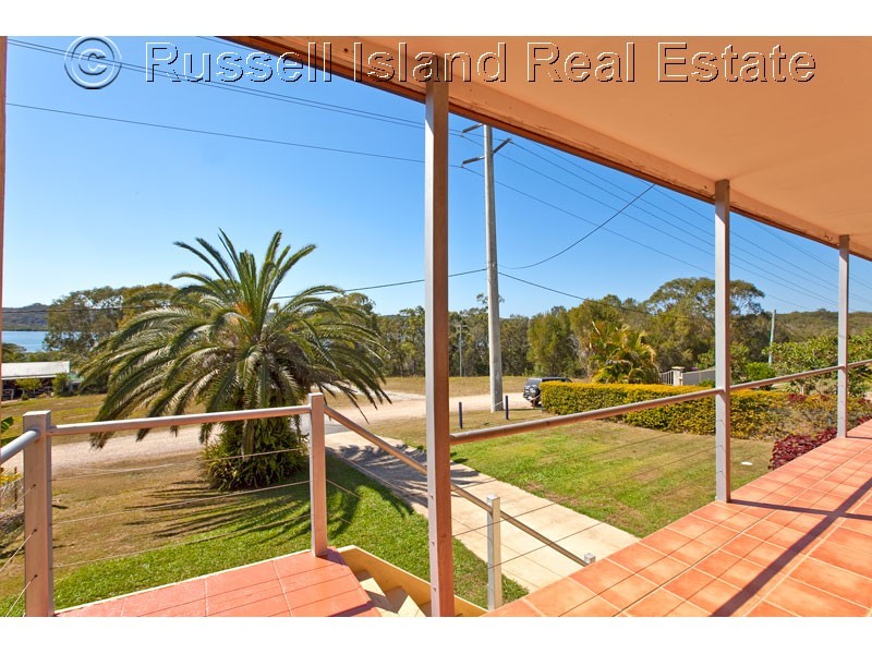 6 Inlet Avenue, Russell Island QLD 4184