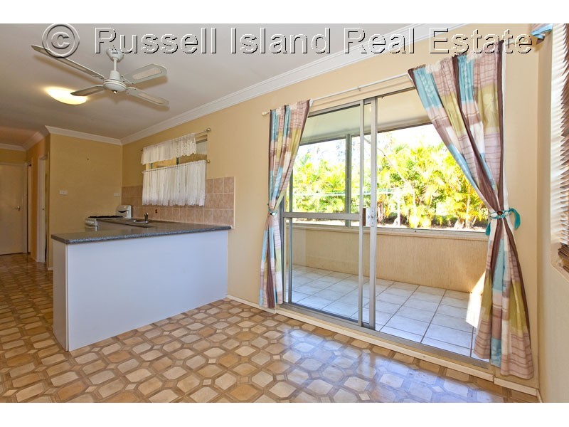 6 Inlet Avenue, Russell Island QLD 4184