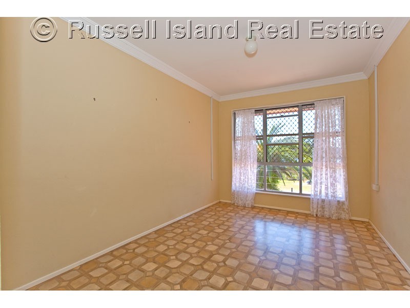 6 Inlet Avenue, Russell Island QLD 4184