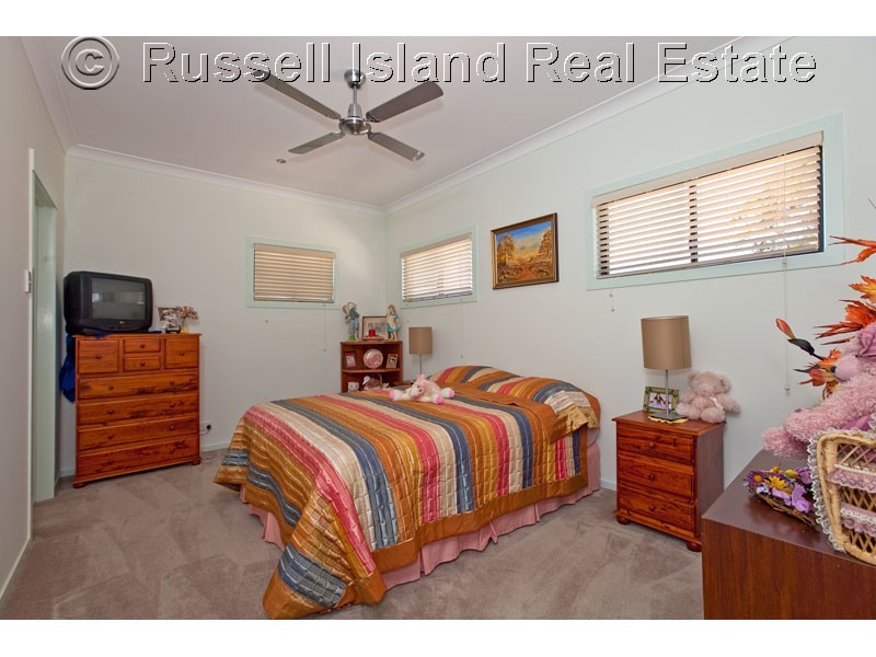 9 Aquarius, Russell Island QLD 4184