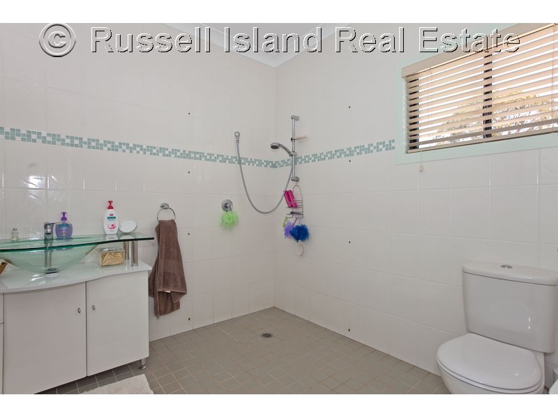 9 Aquarius, Russell Island QLD 4184