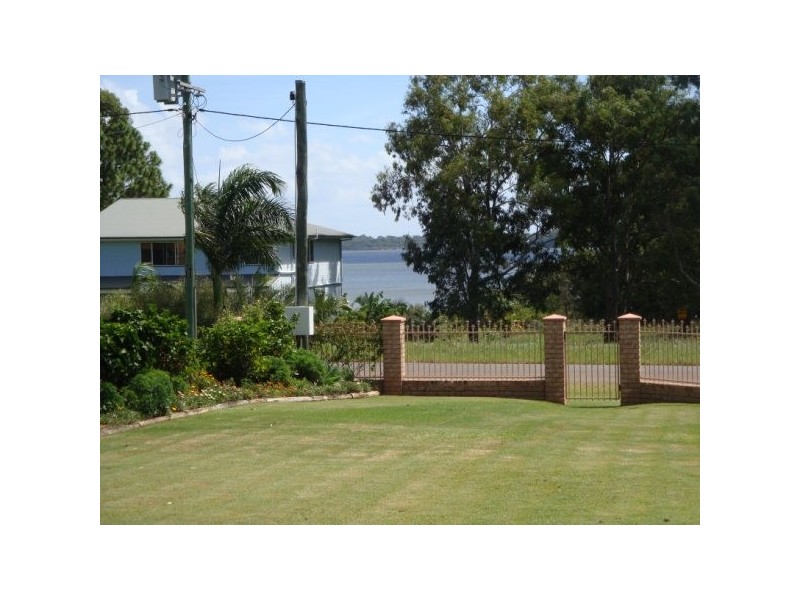 86 Canaipa Point Drive, Russell Island QLD 4184