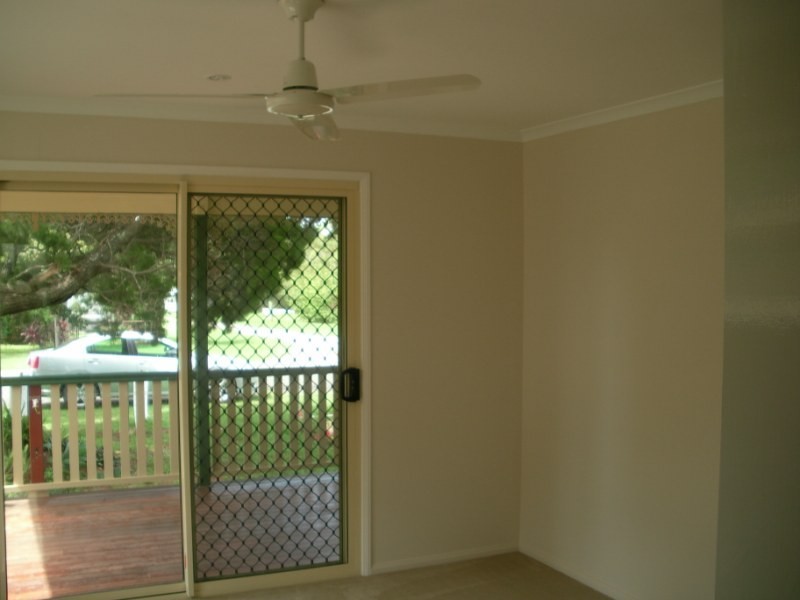 8 Titala Street, Russell Island QLD 4184