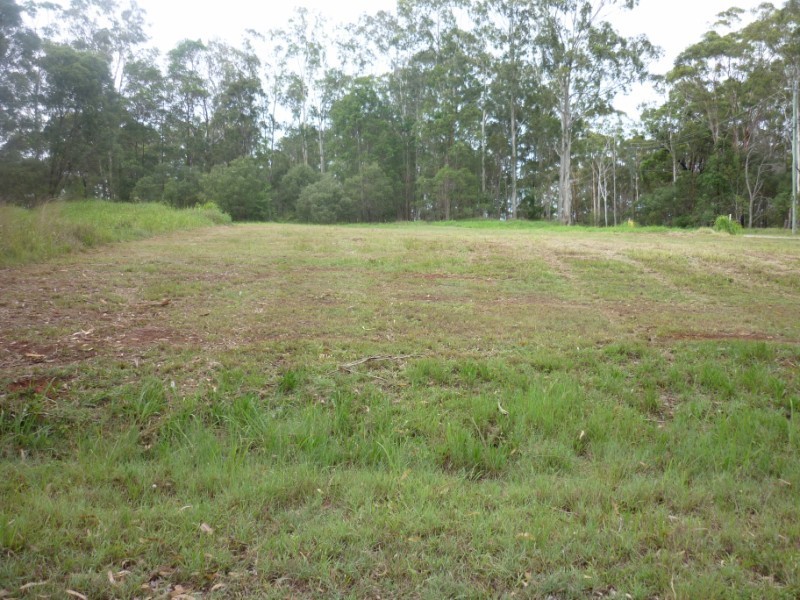 16 Oxley Ave, Russell Island QLD 4184