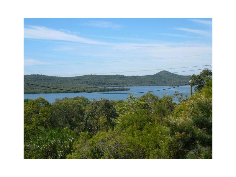 11-13 Orme Drive, Russell Island QLD 4184