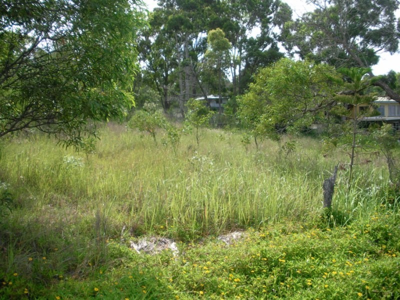 54 WAHINE DRV, Russell Island QLD 4184