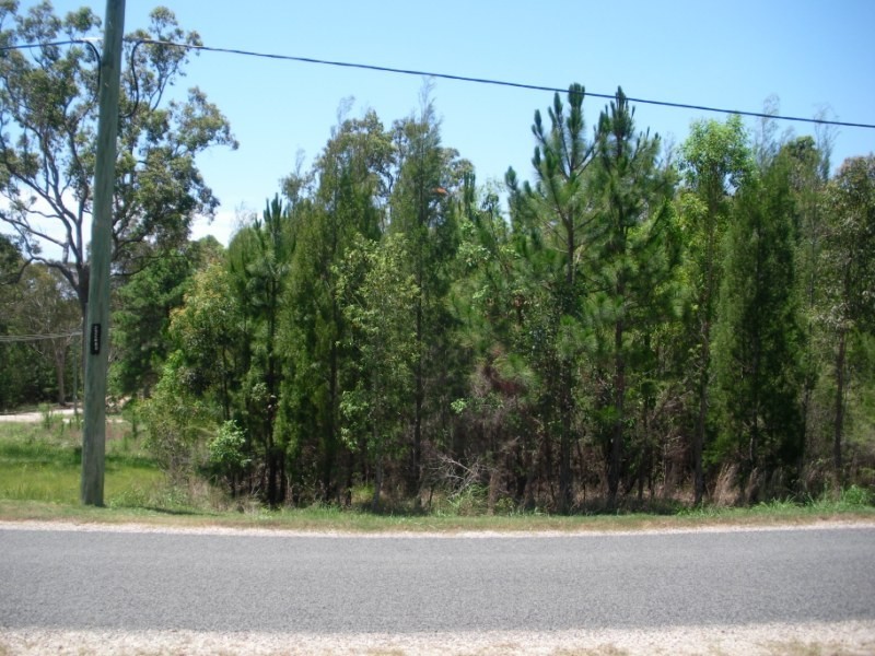 18 AKEBIA ST, Russell Island QLD 4184