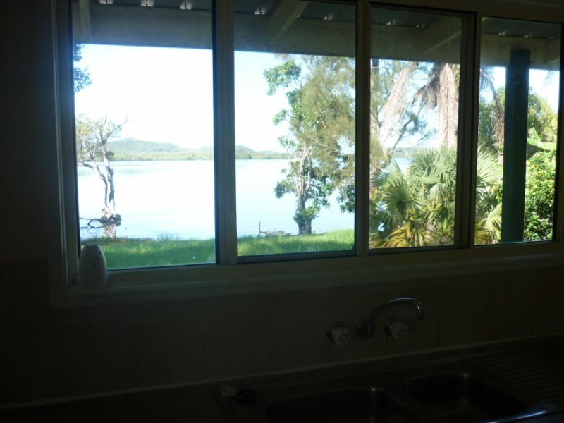 32 Oasis Drive, Russell Island QLD 4184