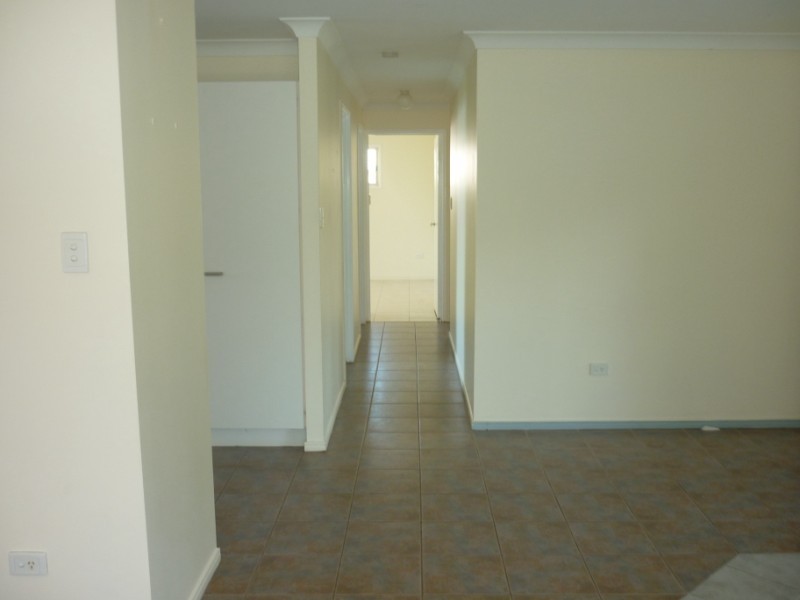 32 Oasis Drive, Russell Island QLD 4184