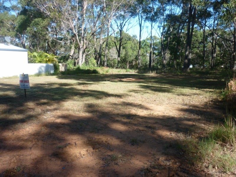 18 Glenfield Ave, Russell Island QLD 4184