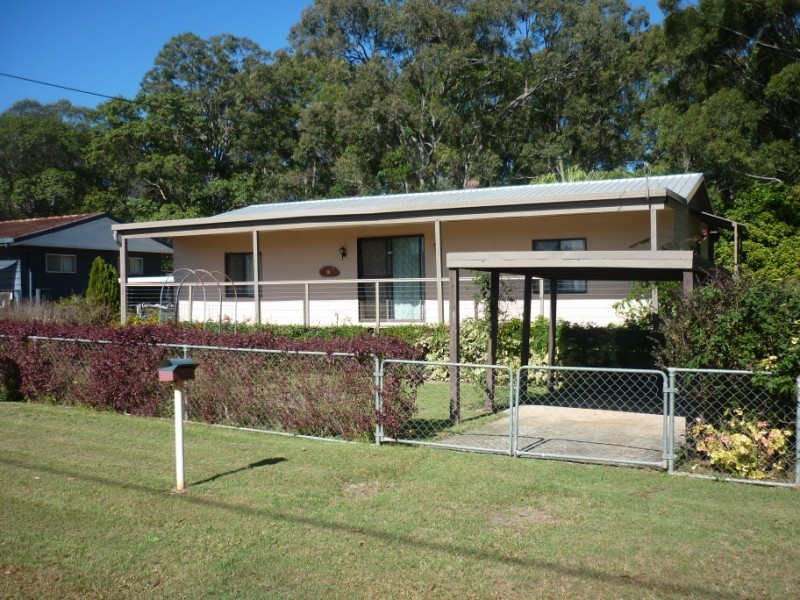 14 Taylor Street, Russell Island QLD 4184