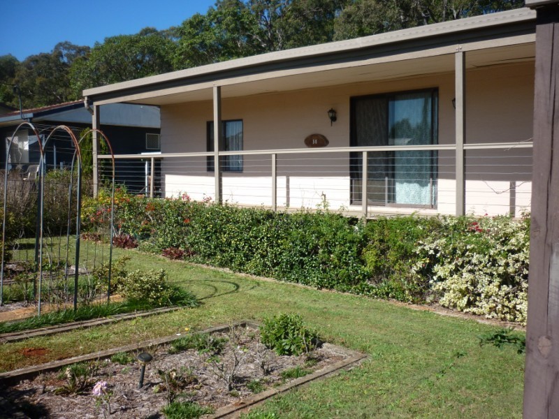 14 Taylor Street, Russell Island QLD 4184