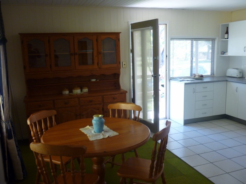 14 Taylor Street, Russell Island QLD 4184