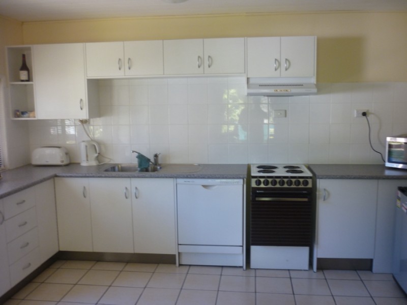 14 Taylor Street, Russell Island QLD 4184