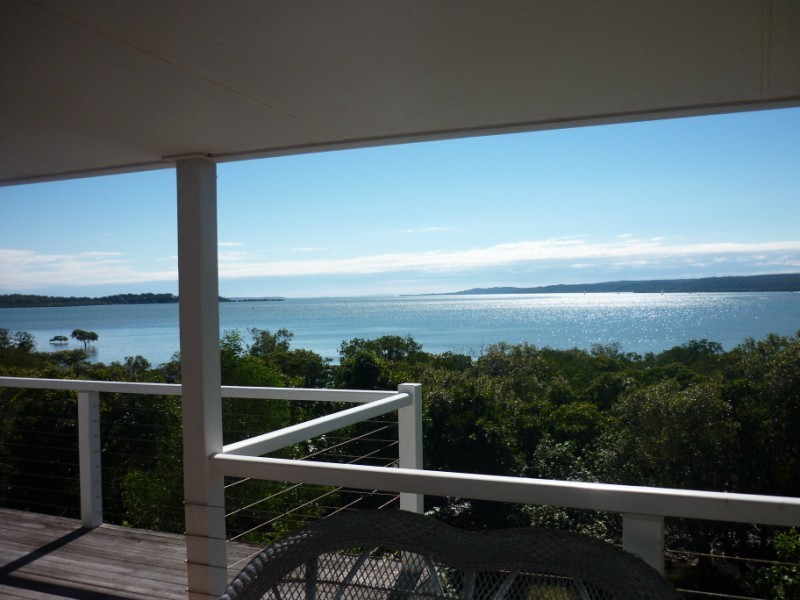 27 Bay Drive, Russell Island QLD 4184