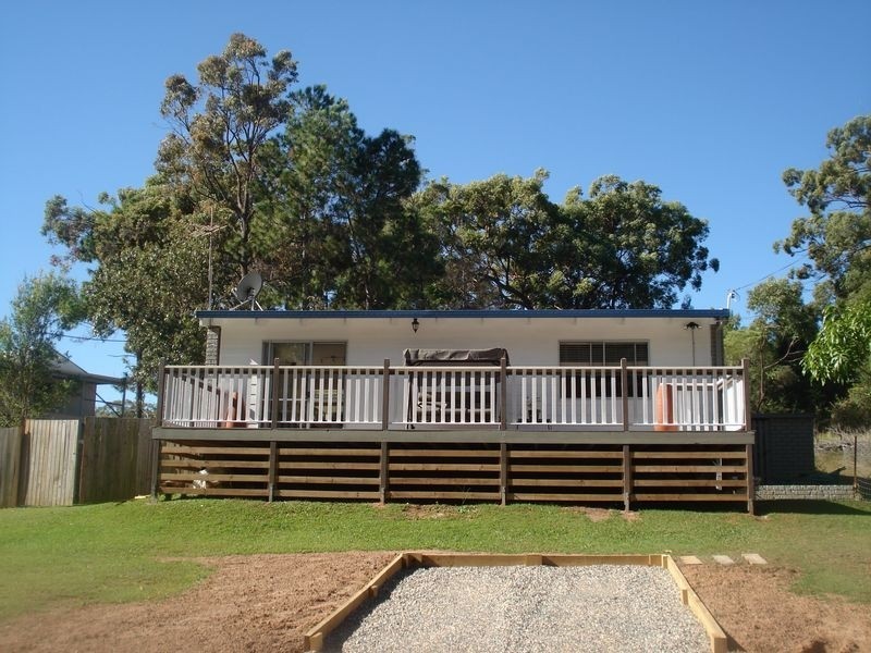 25 Borrows, Russell Island QLD 4184
