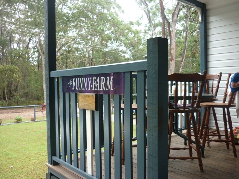 27 Toolona Avenue, Russell Island QLD 4184