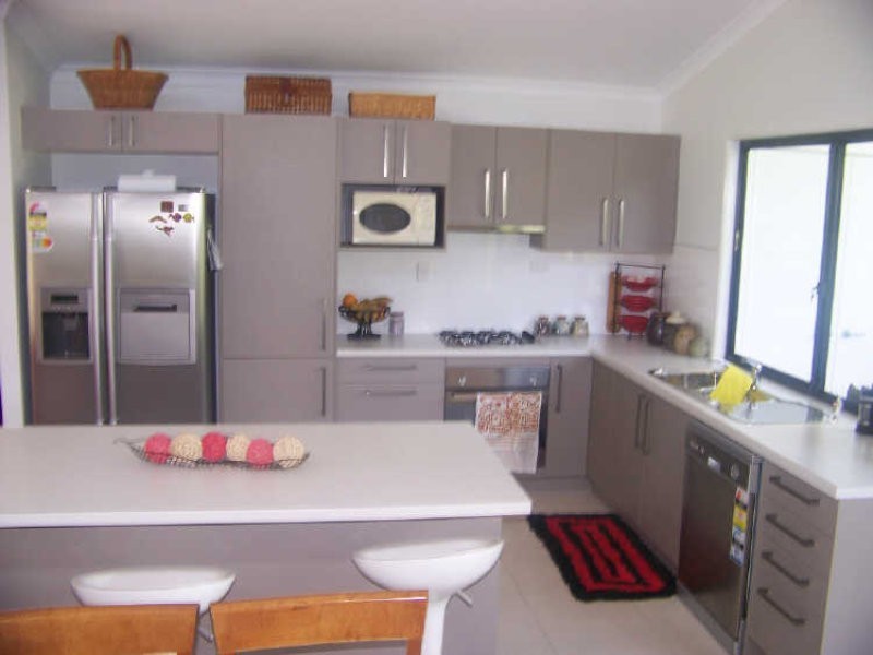 28 Pharlap Street, Russell Island QLD 4184
