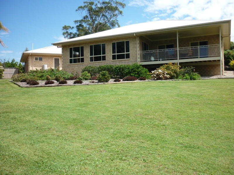 5 Jasper Street, Russell Island QLD 4184