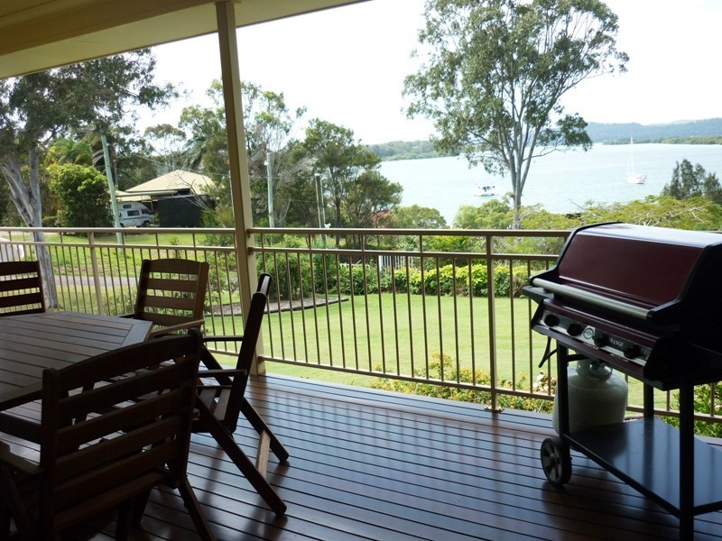 5 Jasper Street, Russell Island QLD 4184