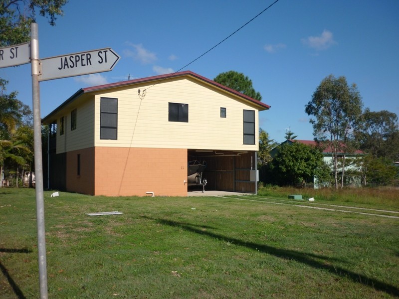 11 Jasper Street, Russell Island QLD 4184