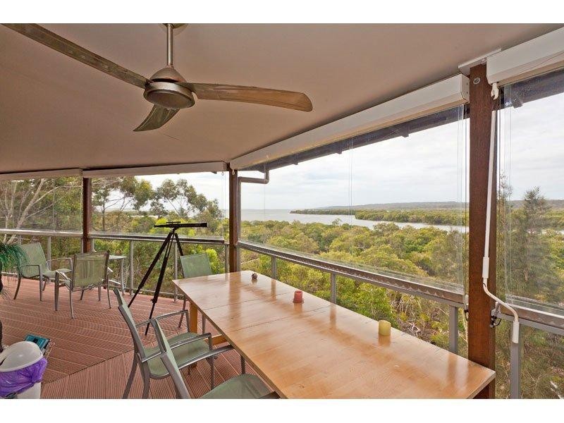 37 Patterson St, Russell Island QLD 4184