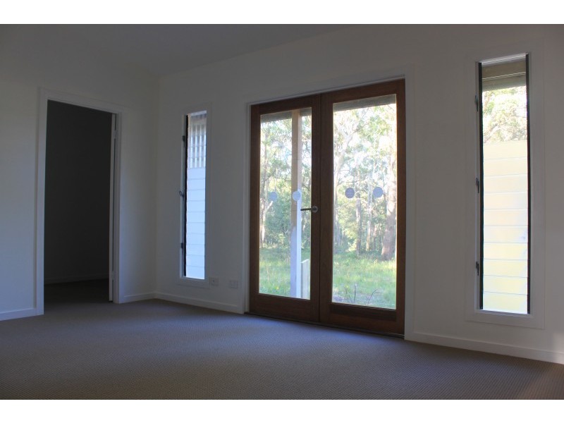 36 Channel Street, Russell Island QLD 4184