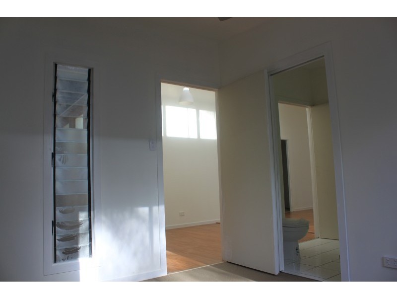 36 Channel Street, Russell Island QLD 4184