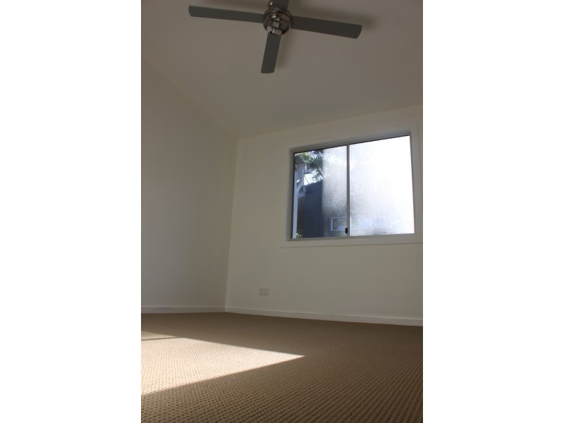 36 Channel Street, Russell Island QLD 4184
