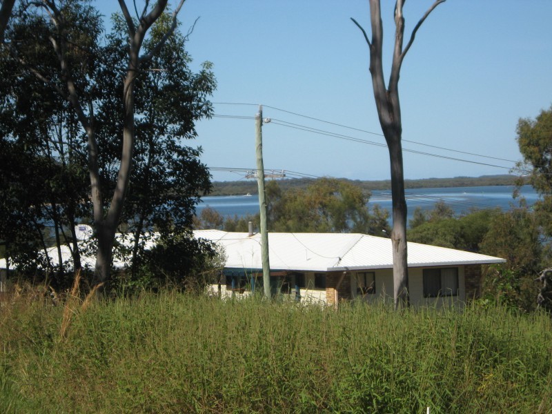44 Cassandra Avenue, Russell Island QLD 4184