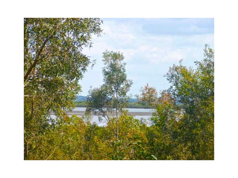 24 Eucalypt, Russell Island QLD 4184