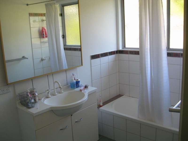 5 – 7  Akebia Street, Russell Island QLD 4184