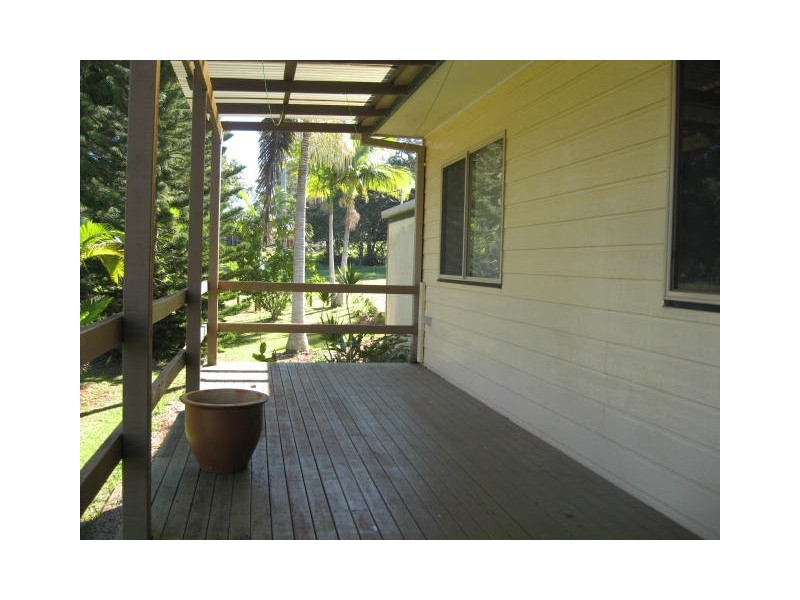 8 Patterson Street, Russell Island QLD 4184