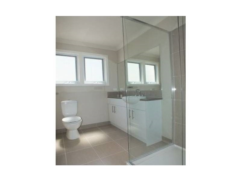 41 Cormorant Parade, Pakenham VIC 3810