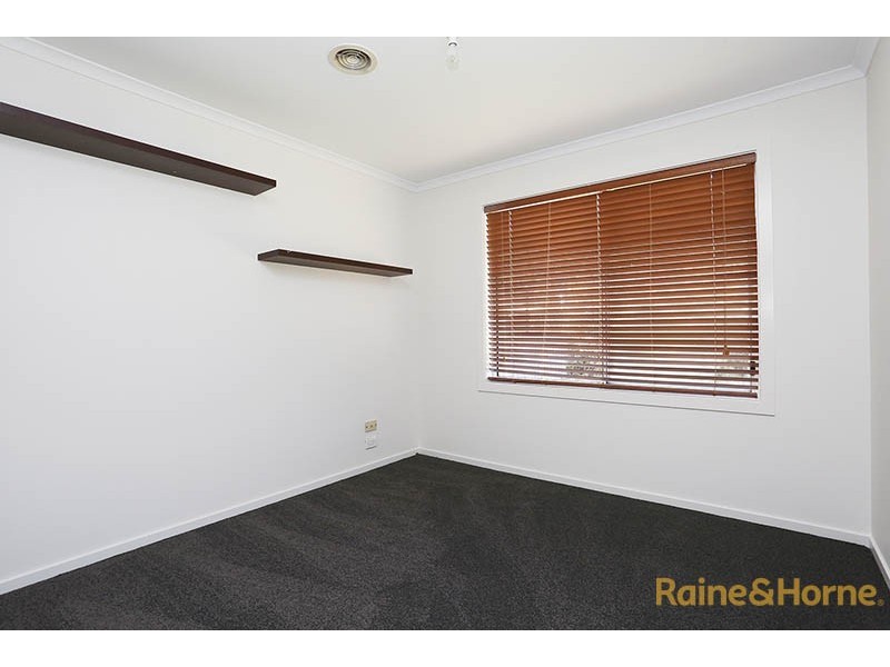 48 Baringa Park Drive, Narre Warren South VIC 3805