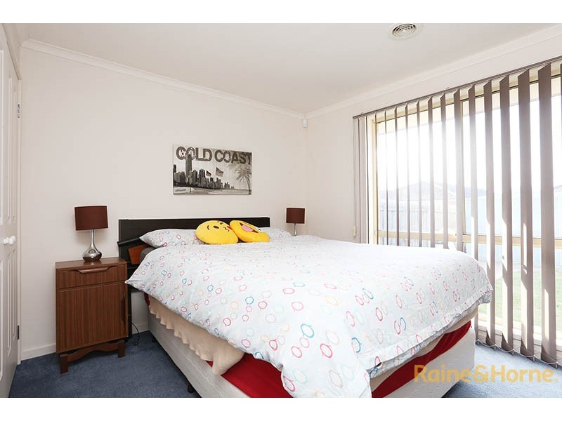 96 Central Parkway, Cranbourne West VIC 3977
