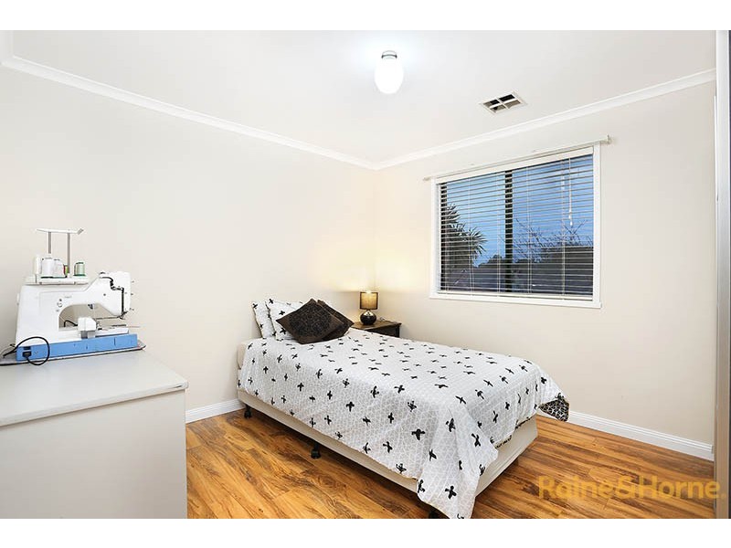 9 Chadbourn Place, Narre Warren South VIC 3805