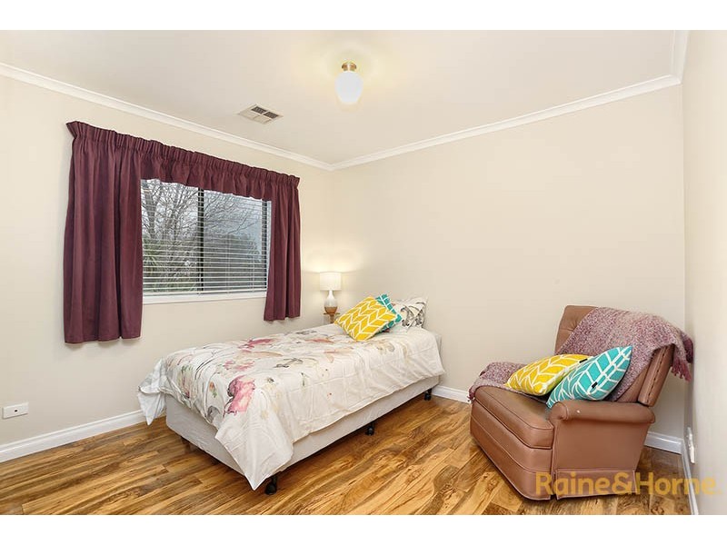 9 Chadbourn Place, Narre Warren South VIC 3805